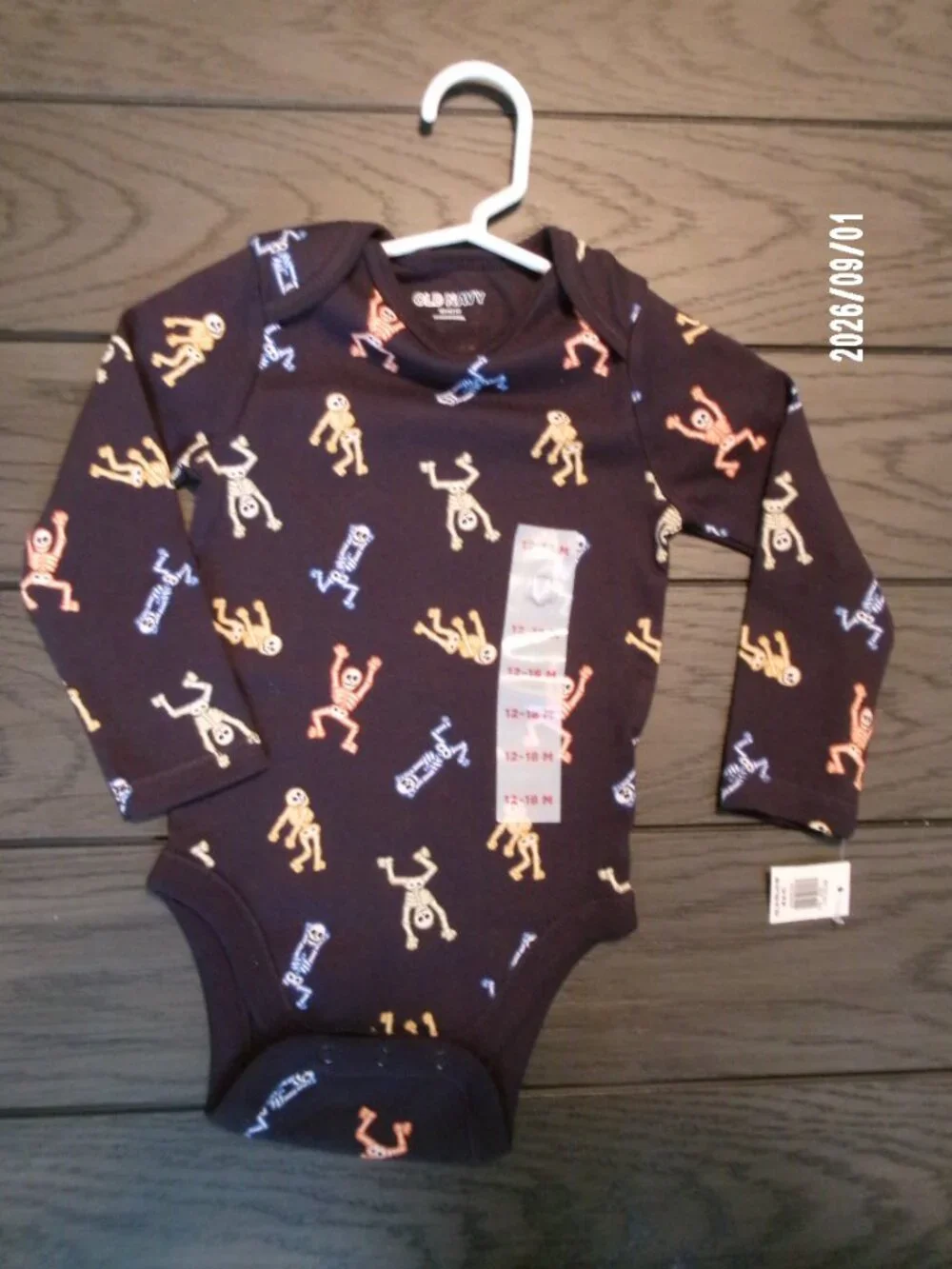 2 Old Navy NWT 12-18M Halloween Bodysuit Set Baby Fall Halloween Ghosts etc
